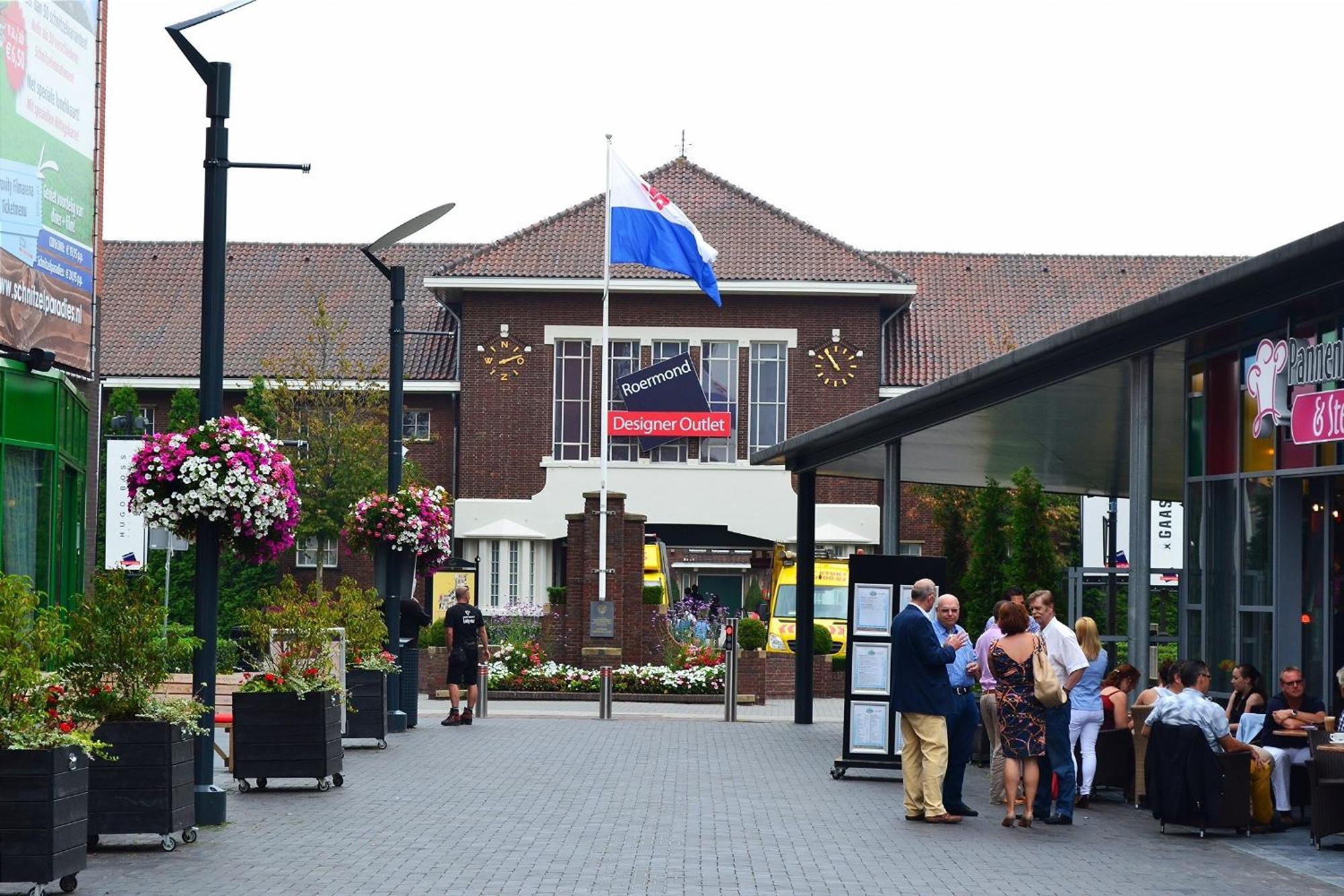 Hotel En Grand Cafe De Pauw Roermond Eksteriør billede