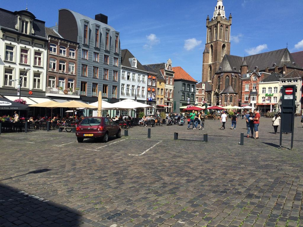 Hotel En Grand Cafe De Pauw Roermond Eksteriør billede