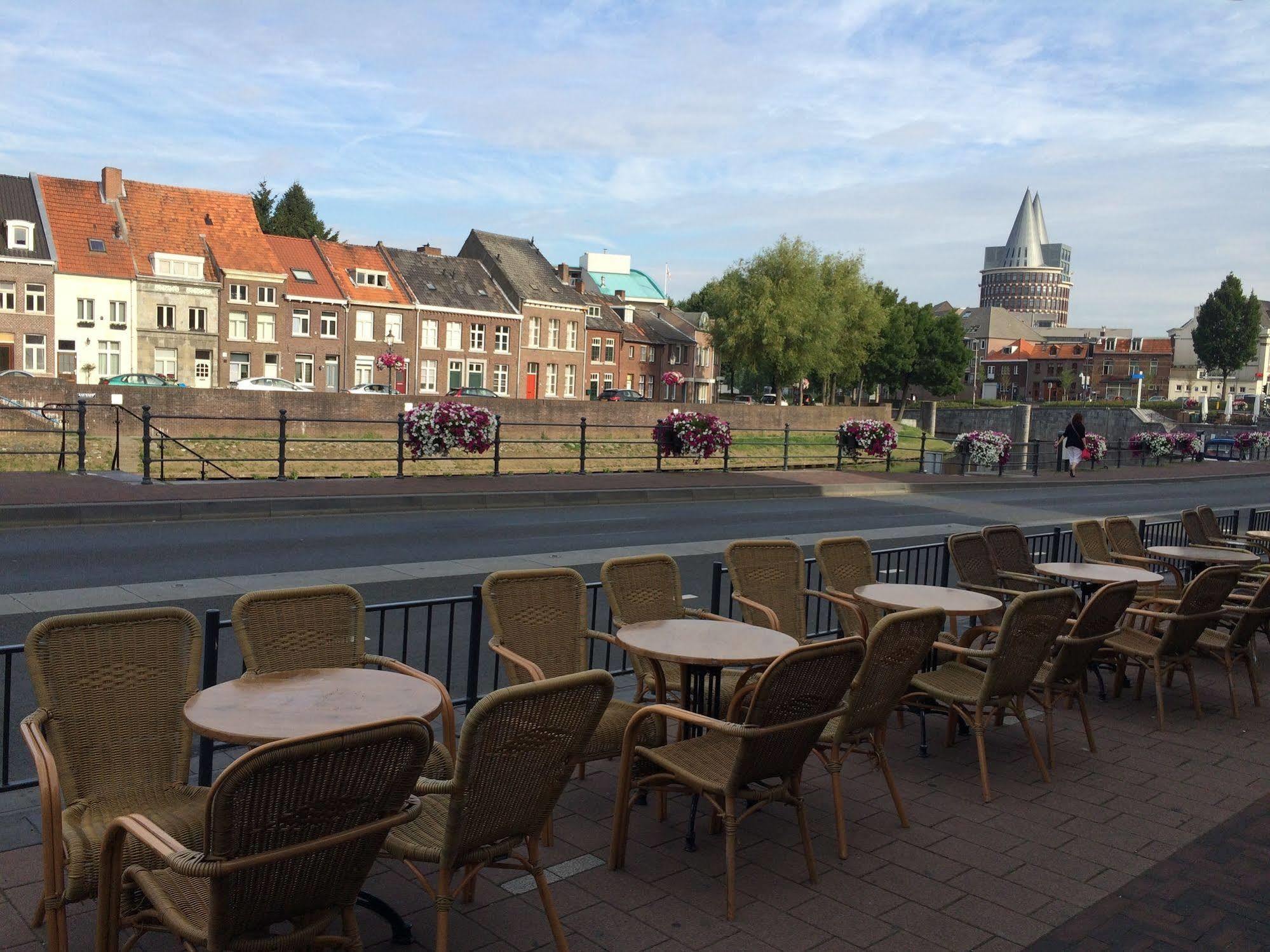 Hotel En Grand Cafe De Pauw Roermond Eksteriør billede